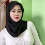 Yulia Wanita Sholehah Jilbabers Yang Nafsuin