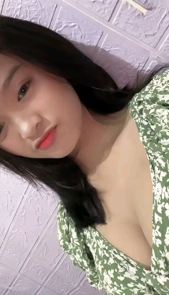 Vita Gadis Berdada Montok Berhubungan Dengan Mas Ojek